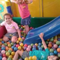 balao-amarelo-